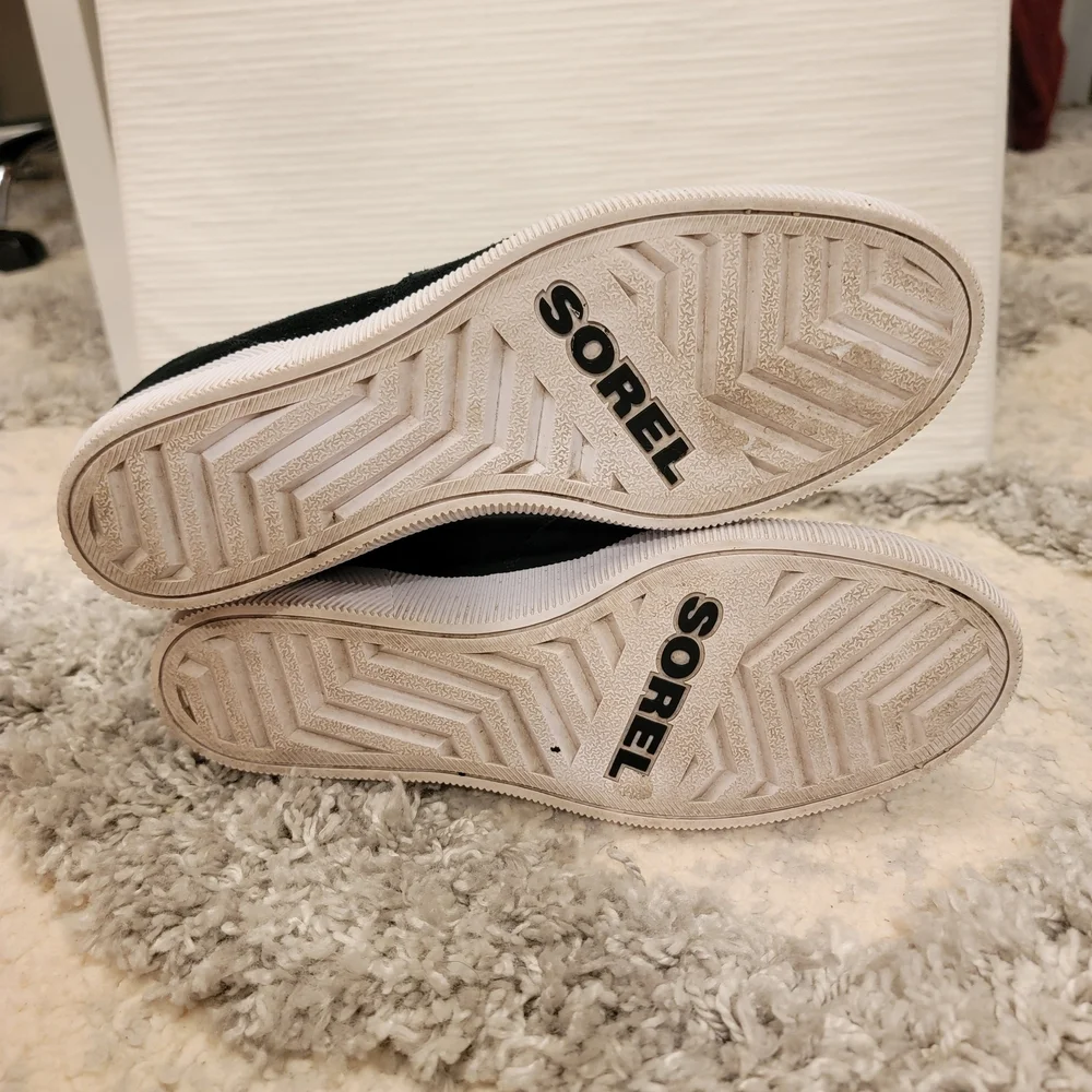 Sorel Dark Green Suede Wedge Slip-On Booties